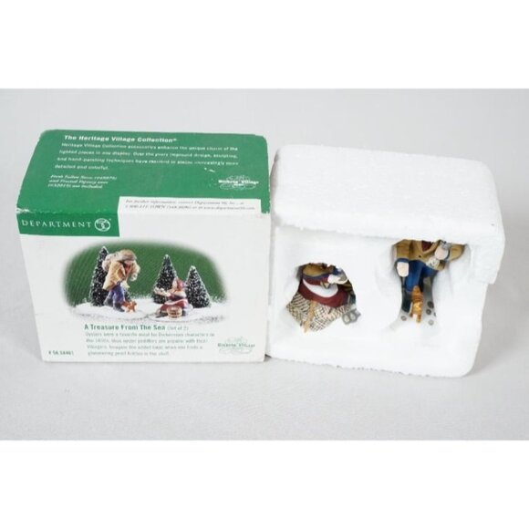 Department 56 - A Treasure From The Sea - Heritage Village Collection 58461 - Picture 6 of 6